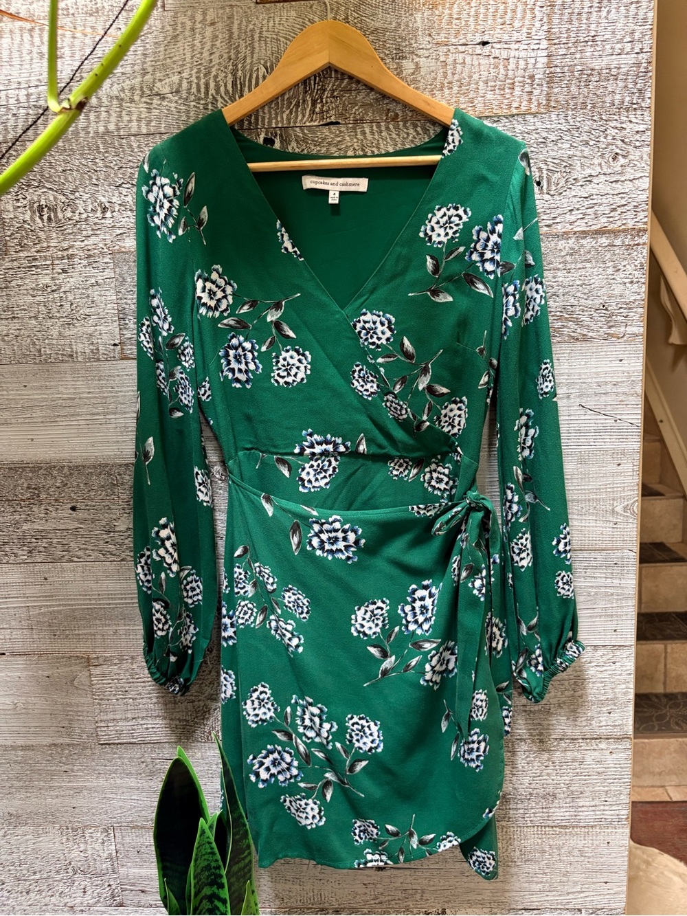 cupcakes and cashmere | "Mystique" Floral Faux-Wrap Mini Dress - Women 4, Green